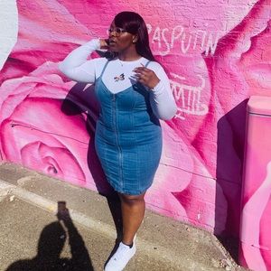 Meet your Posher, Adrienne